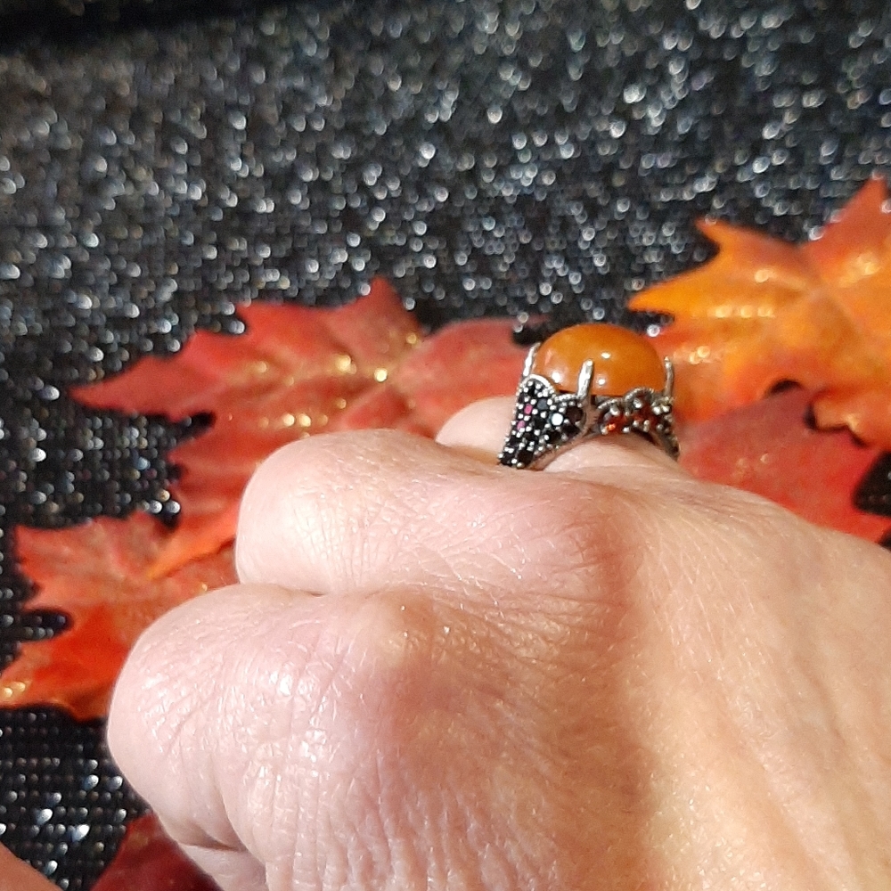Jade Ring - Picture 5 of 8